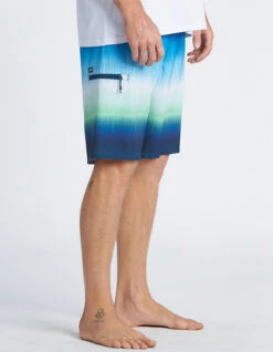 BILLABONG BOARDSHORTS FLUID AIRLITE PERFORMANCE NEO GREEN 20" -Surfcorner Store billabong boardshorts fluid airlite performance 5