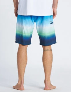 BILLABONG BOARDSHORTS FLUID AIRLITE PERFORMANCE NEO GREEN 20" -Surfcorner Store billabong boardshorts fluid airlite performance 6