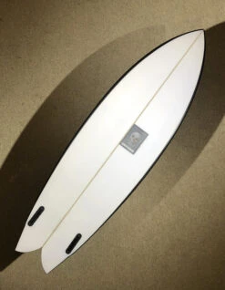 PUKAS 5'10" CHRIS CHRISTENSON PEGASO TWIN FIN BLACK -Surfcorner Store pukas chris christenson 5 10 pegaso twin fin black 1