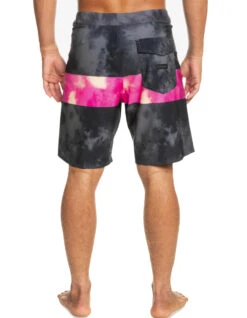 QUIKSILVER BOARDSHORT HIGHLITE ARCH 19" SHOCKING PINK -Surfcorner Store quiksilver boardshort highlite arch 19 shocking pink 1