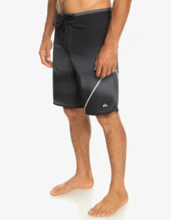 QUIKSILVER BOARDSHORTS SURFSILK NEW WAVE 20" BLACK -Surfcorner Store quiksilver boardshorts surfsilk new wave 20 black 4