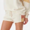 RIP CURL HEAT WAVE FLEECE SHORT OFF WHITE -Surfcorner Store rip curl heat wave pantaloncini donna off white