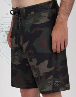 SALTY CREW LOW TIDE BOARDSHORTS 20" CAMO -Surfcorner Store salty crew lowtide boardshorts camo 20